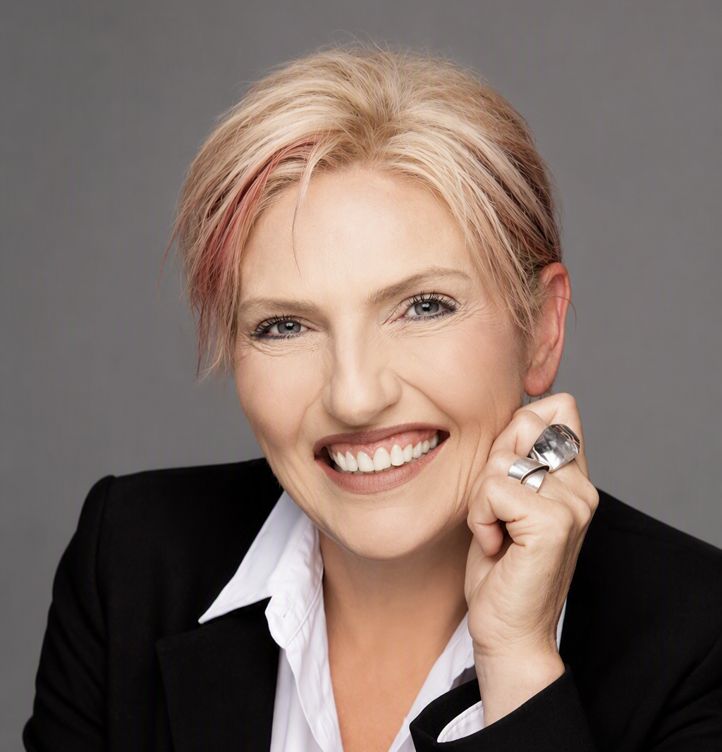 Sarah Redmond - Headshot